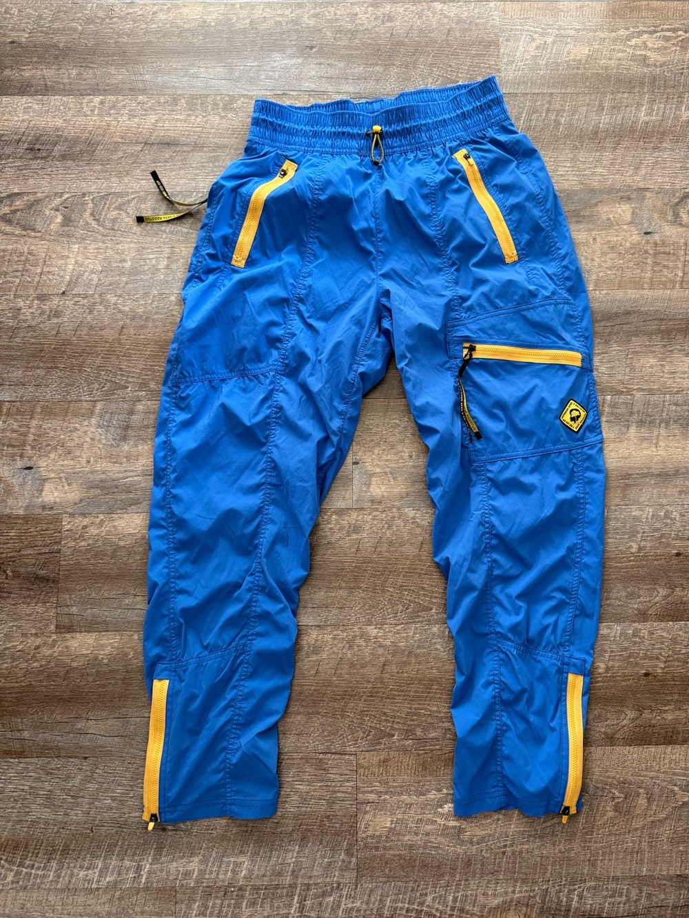 REI CO-OP OUTDOOR AFRO TRAIL
PANTS -size 10